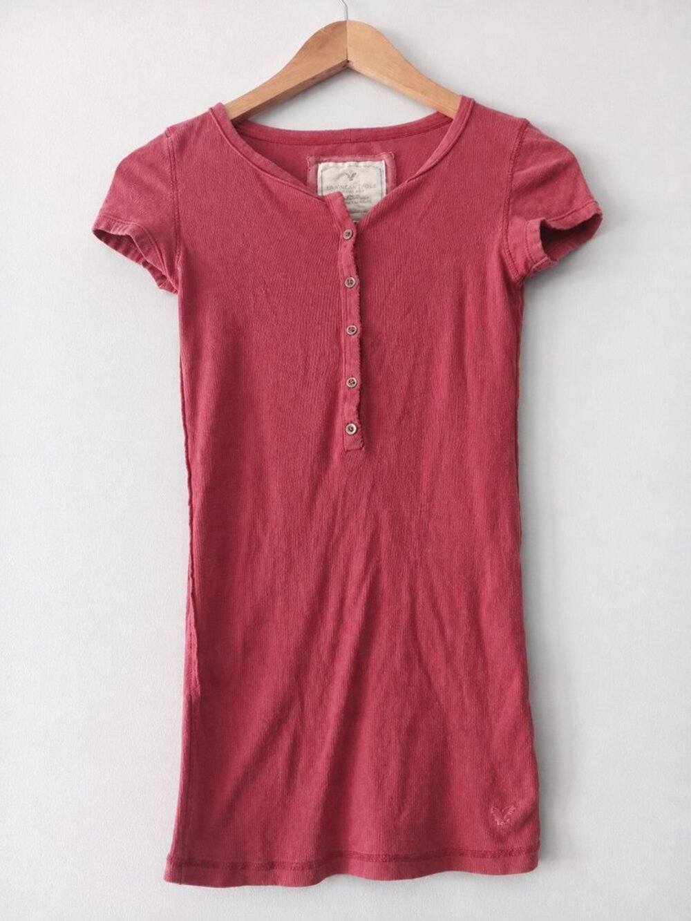 American Eagle Red Y2K Ribbed Henley Baby Tee Button Front Fitted XS